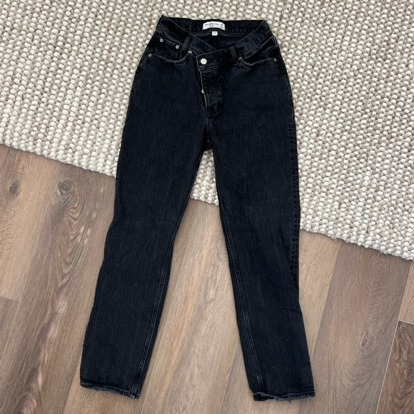 Abercrombie & Fitch | The Dad High Rise Curve Love - Picture 3 of 5